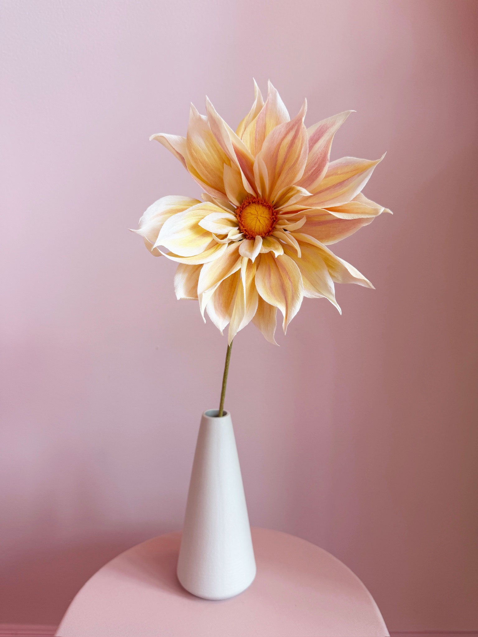 Ana's Paper Blooms- Dahlia